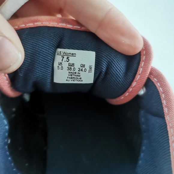 Pink vans shoes - Picture 5 of 5